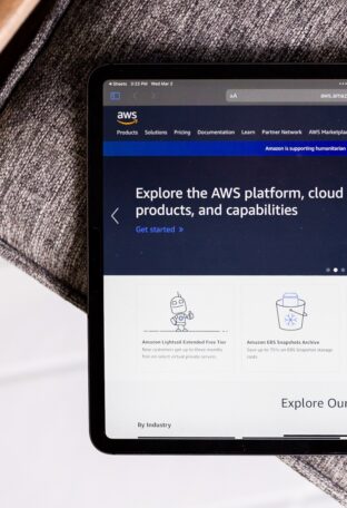 Aws consulting amazon web services left