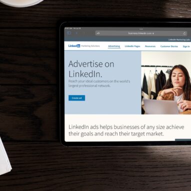 Linkedin advertising consulting dark
